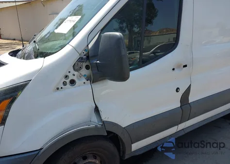 2015 Ford Transit-250 z USA, uszkodzony, nr VIN 1FTYR2XM8FKA38005